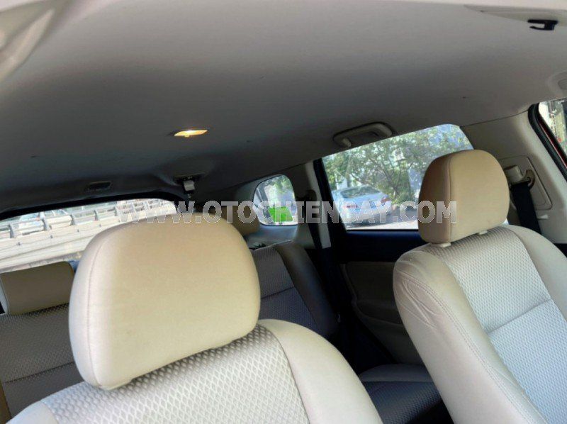 Mitsubishi Outlander 2018 - Màu đỏ giá cạnh tranh