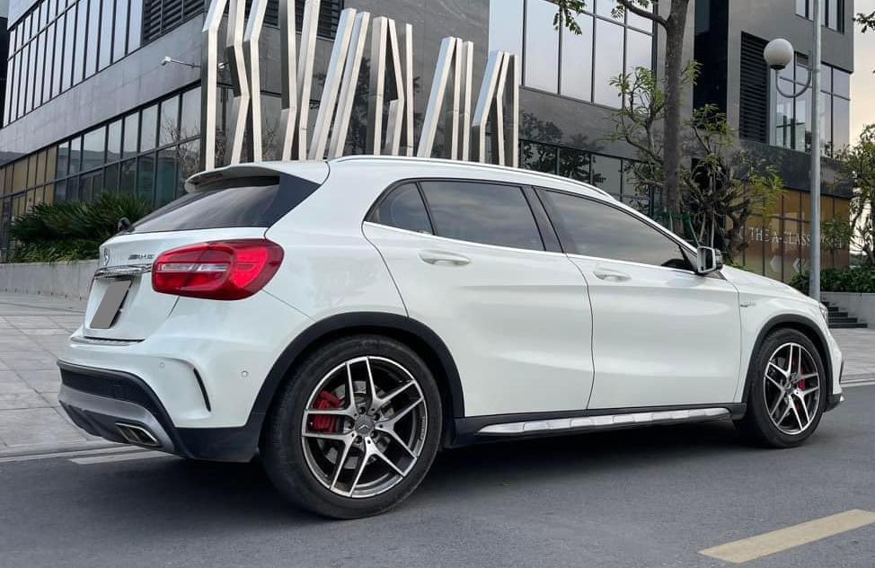Mercedes-Benz GLA 45 2016 - AMG xe đua đường phố, siêu hiếm