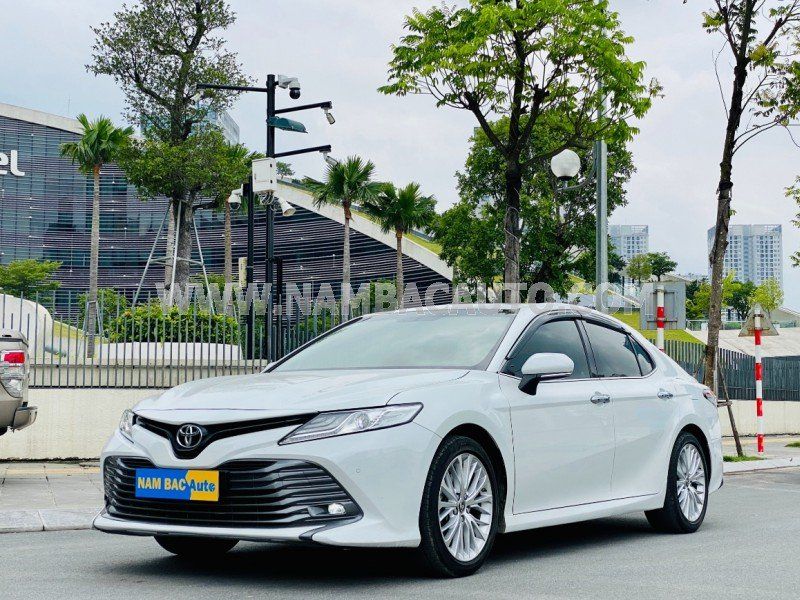 Toyota Camry 2020 - Xe nhập Thái, bản full option