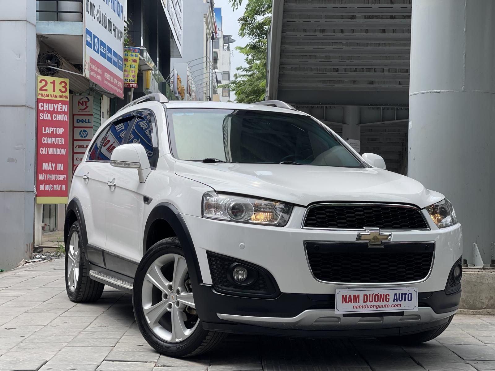 Chevrolet Captiva 2015 - Màu trắng