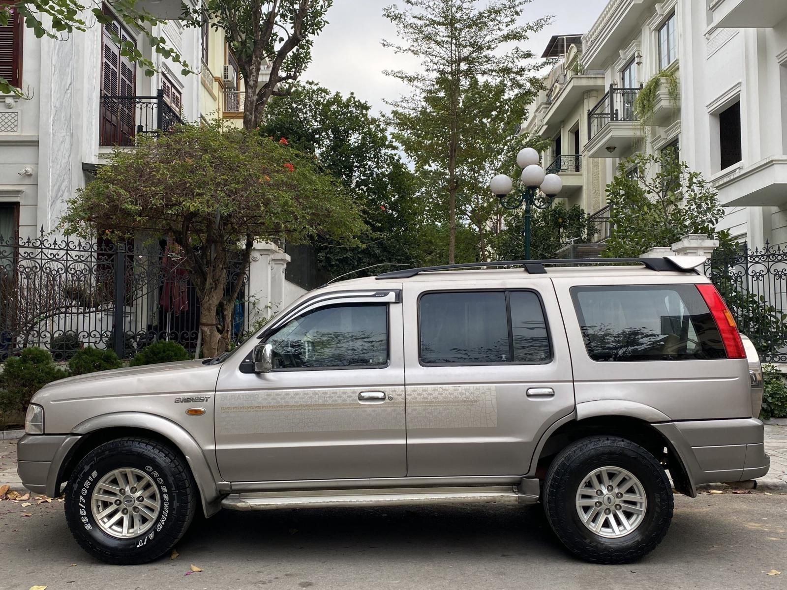 Ford Everest 2007 - Chính chủ, xe đẹp, máy zin