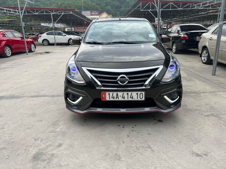 Nissan Sunny 2019 - Màu đen