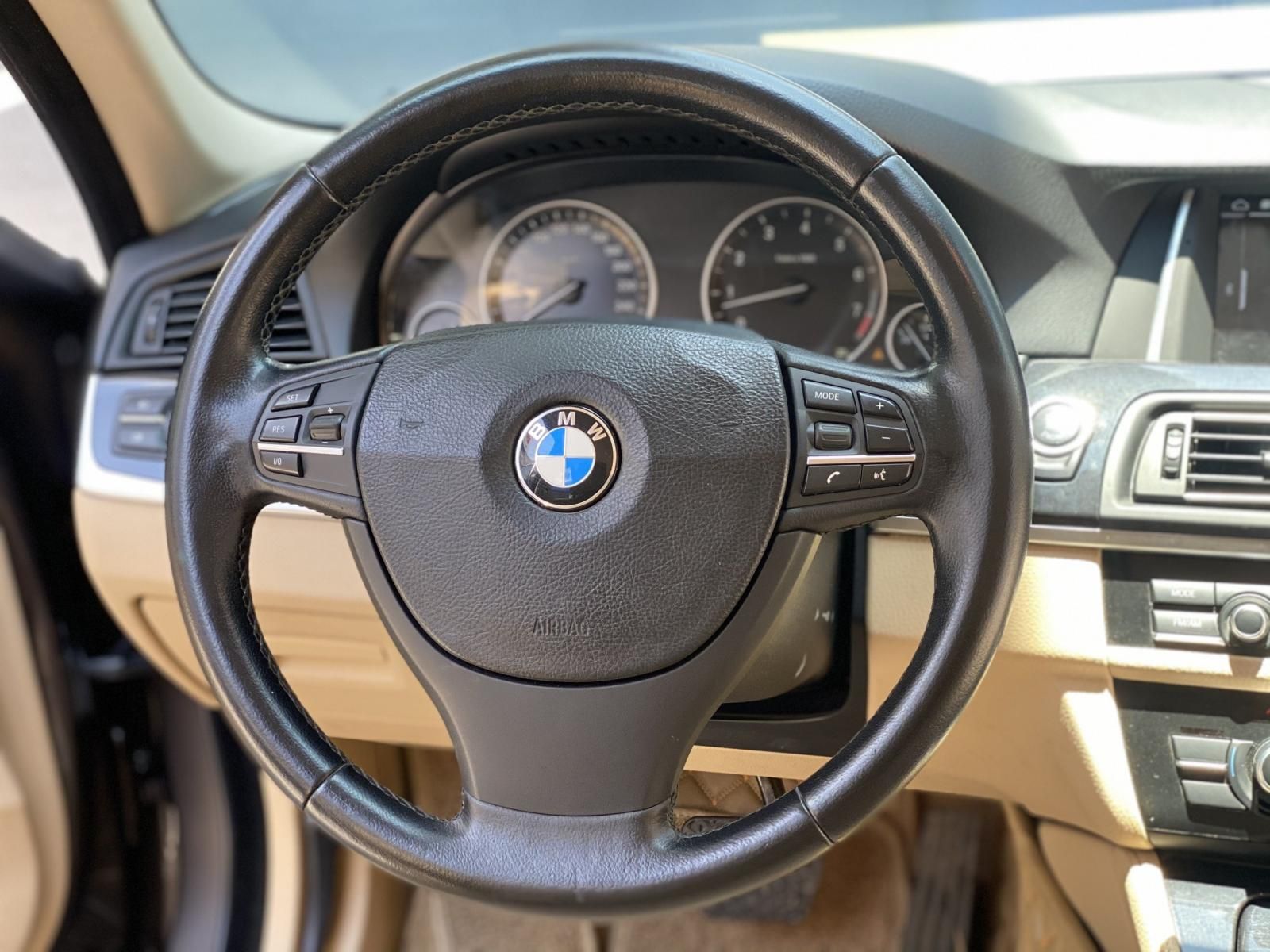 BMW 523i 2011 - Bao check toàn quốc