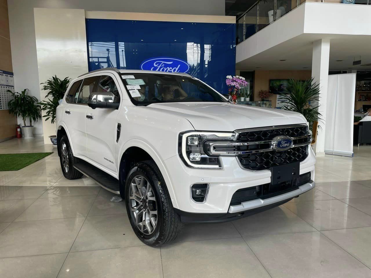 Ford Everest 2023 - Ford Everest 2023 tại Hà Nội