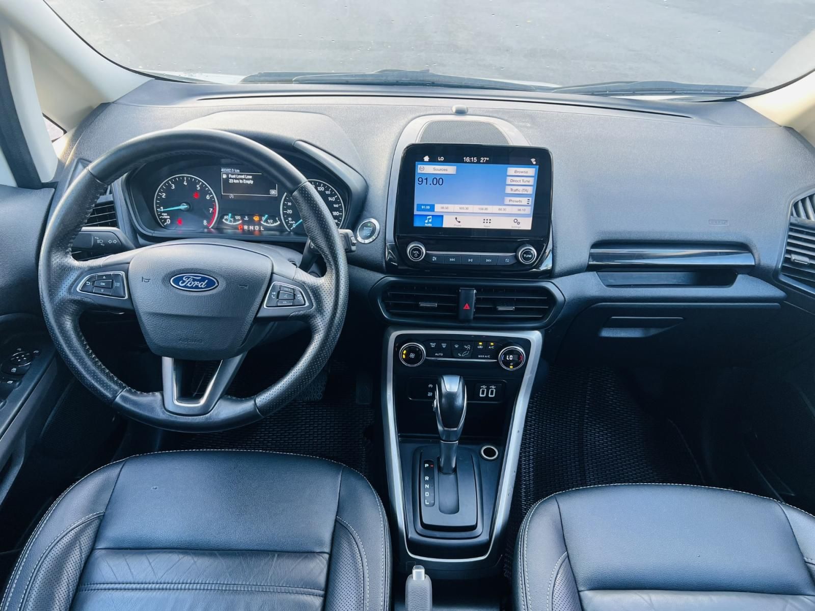 Ford EcoSport 2018 - Cần bán gấp xe đăng ký lần đầu 2018, còn mới, giá tốt