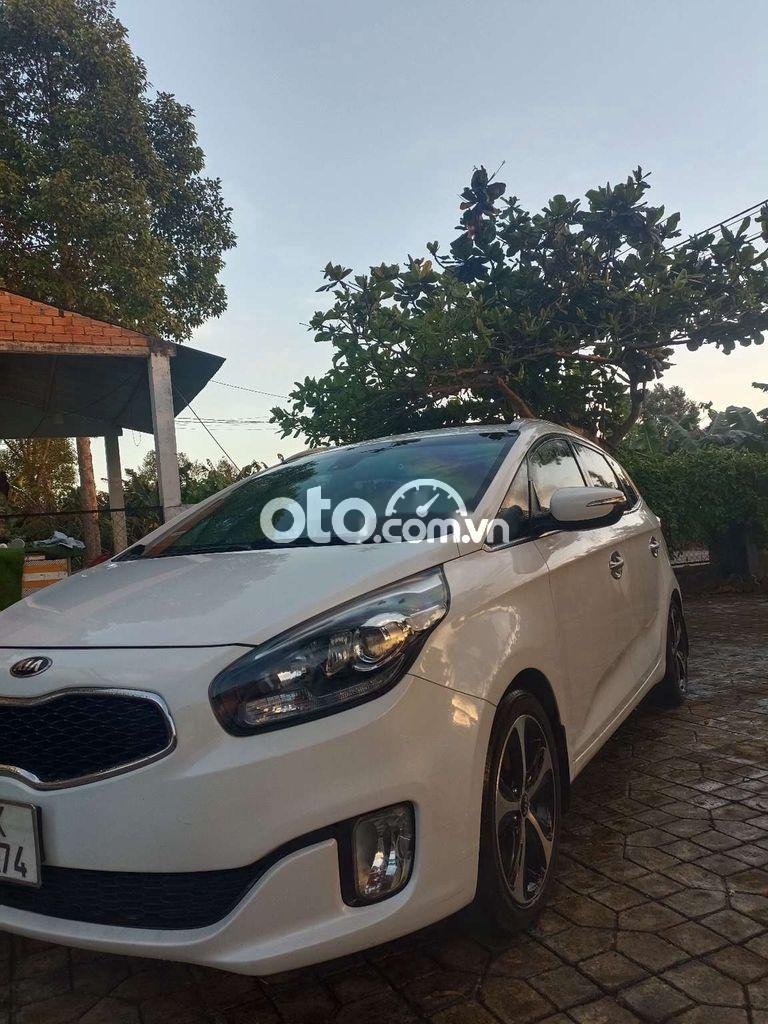 Kia Rondo Bán xe  bản gat 2.0 2016 - Bán xe rondo bản gat 2.0