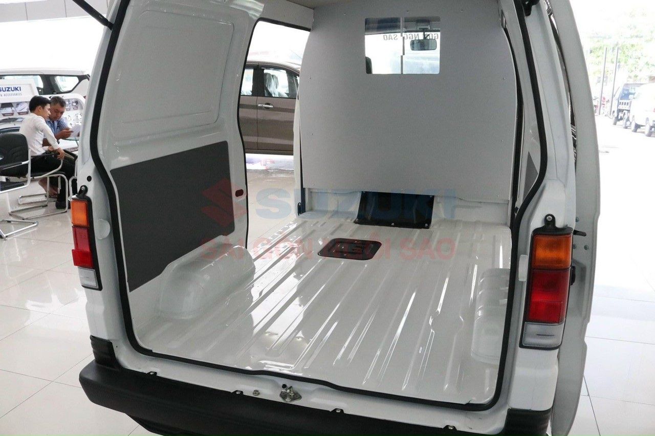 Suzuki Blind Van 2022 - Tải van 580kg chạy giờ cấm - Trả góp 80% - Giá tốt năm mới