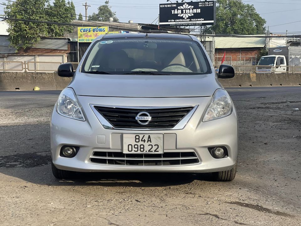 Nissan Sunny 2016 - Xe gia đình