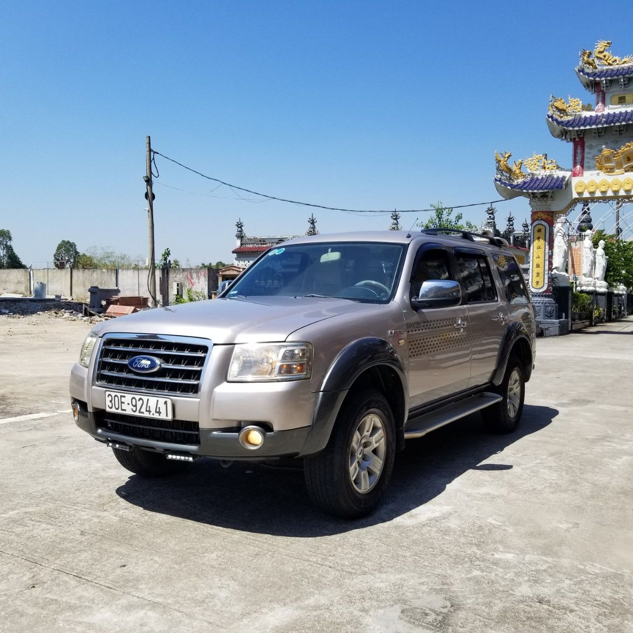 Ford Everest 2008 - Dòng SUV gầm cao