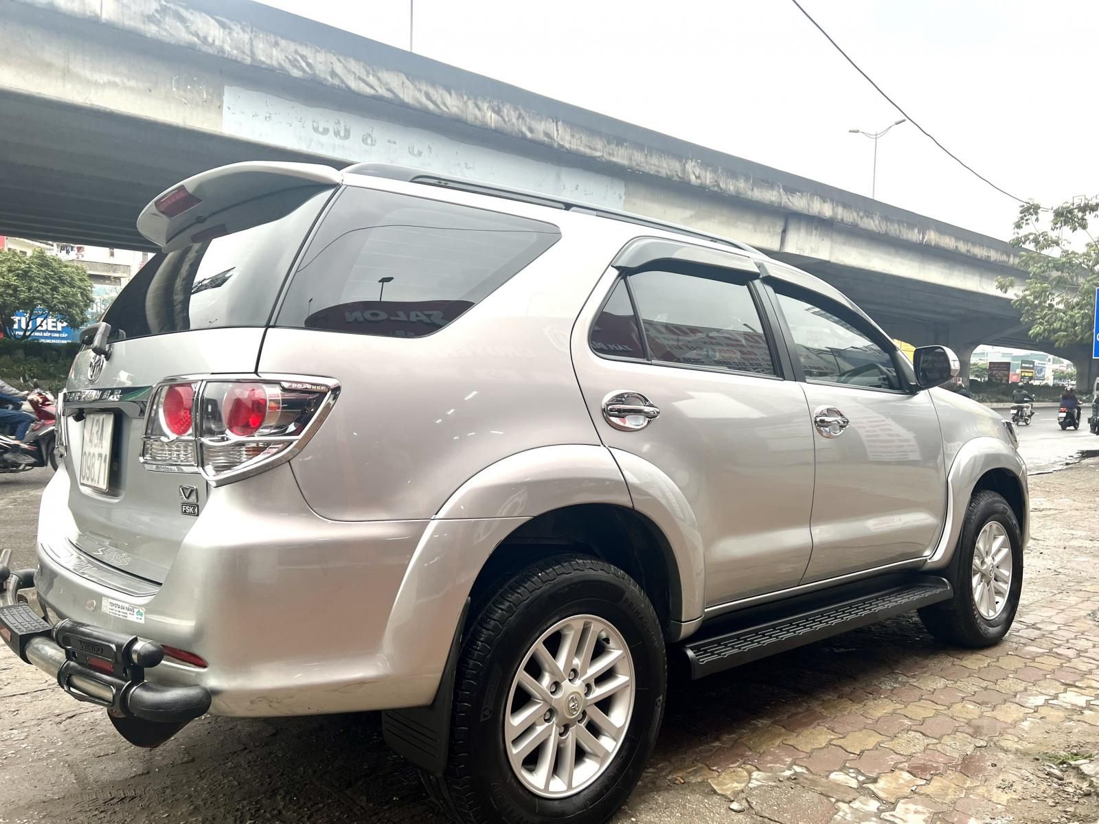 Toyota Fortuner 2013 - Xe cực đẹp, bảo dưỡng hãng