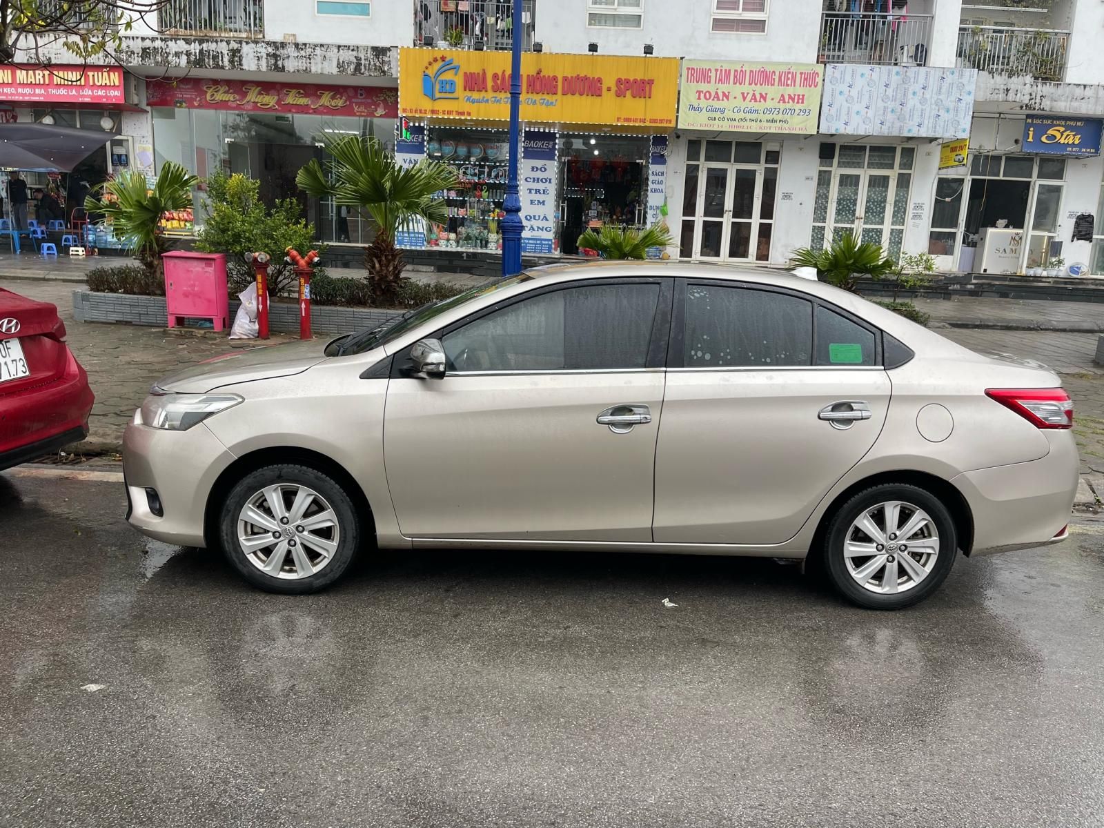 Toyota Vios 2016 - Cần bán xe đăng ký 2016, xe gia đình giá chỉ 350tr