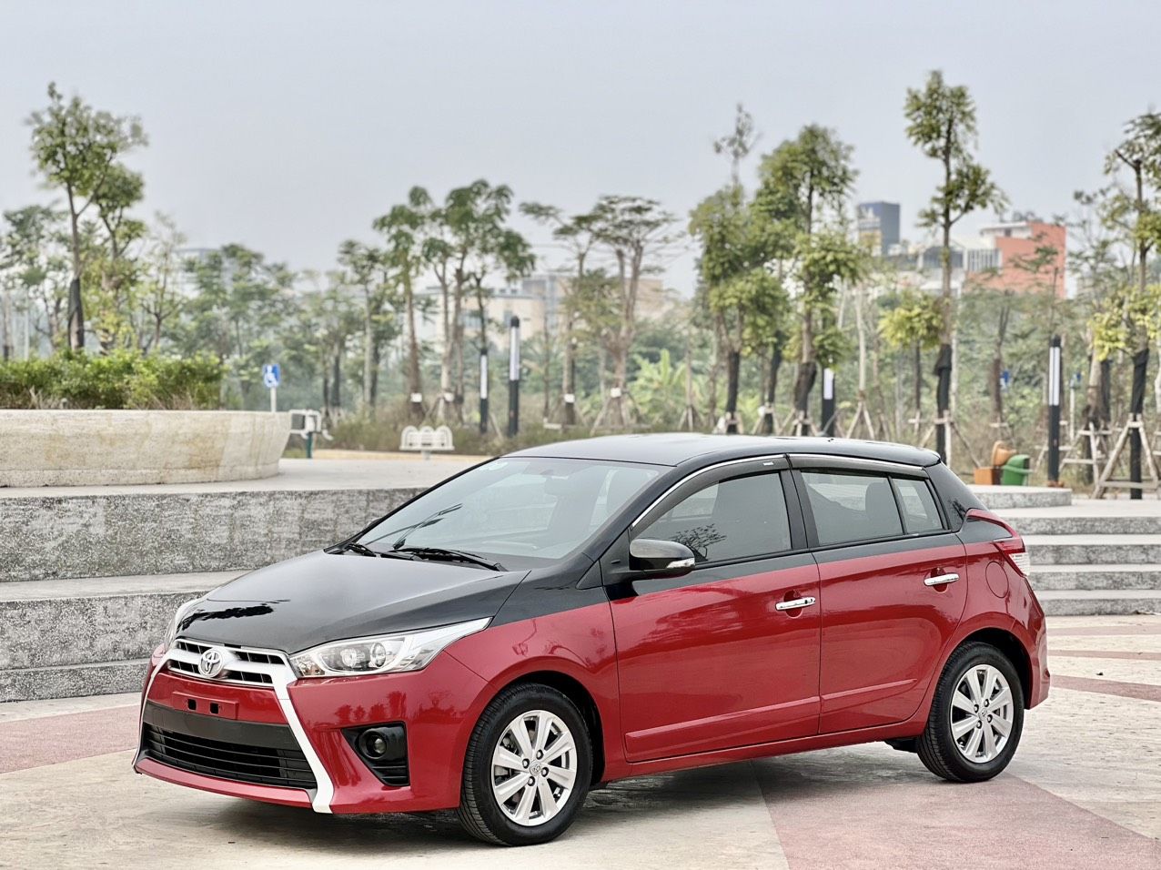 Toyota Yaris 2016 - Đầm chắc, tiết kiệm, nhập khẩu nguyên chiếc