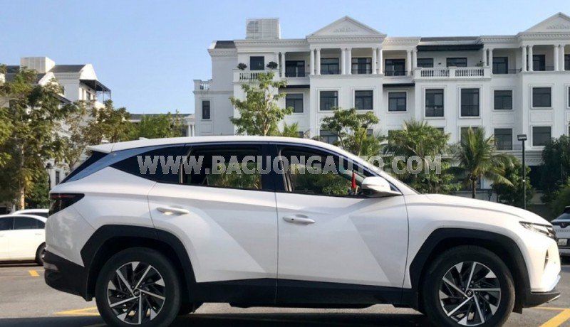 Hyundai Tucson 2022 - Bản full màu trắng, nội thất đen