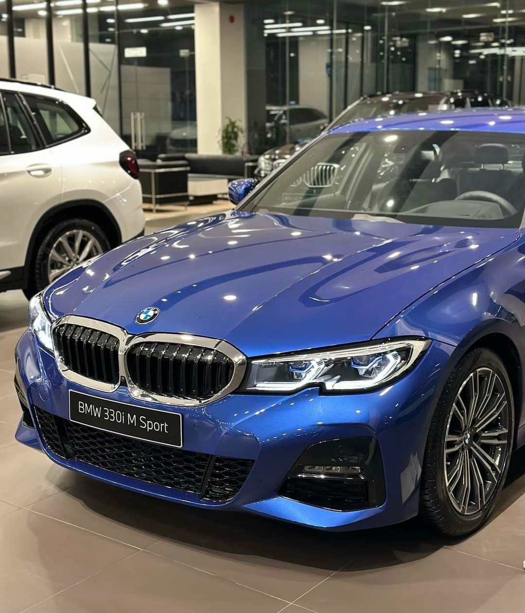 BMW 330i 2022 - Giao xe toàn quốc, khuyến mại khủng