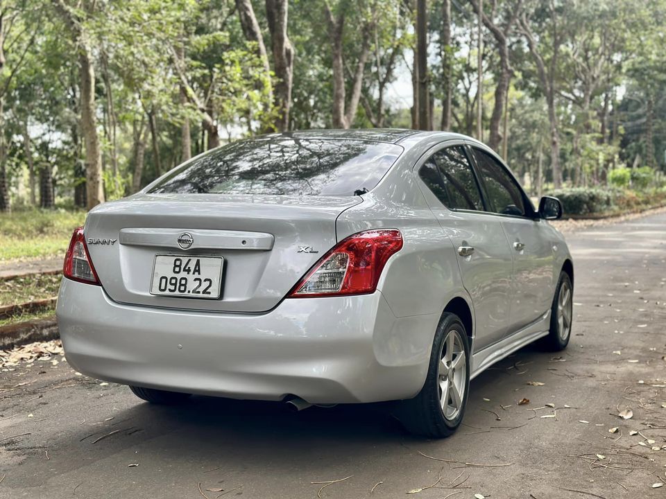 Nissan Sunny 2014 - Xe số sàn