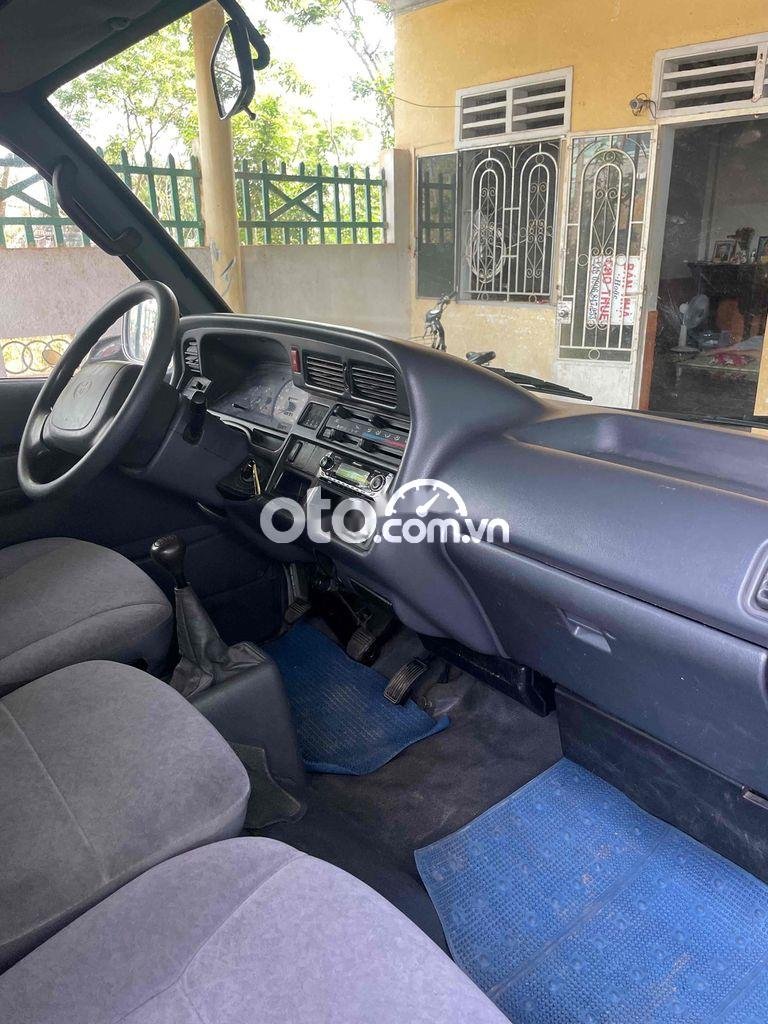 Toyota Hiace  12 chổ zin 2003 - toyota 12 chổ zin