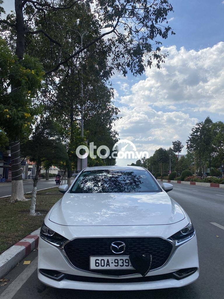 Mazda 5  luxury 1.6 dk2021 màu trắng, Mới 99% 2021 - Mazda luxury 1.6 dk2021 màu trắng, Mới 99%