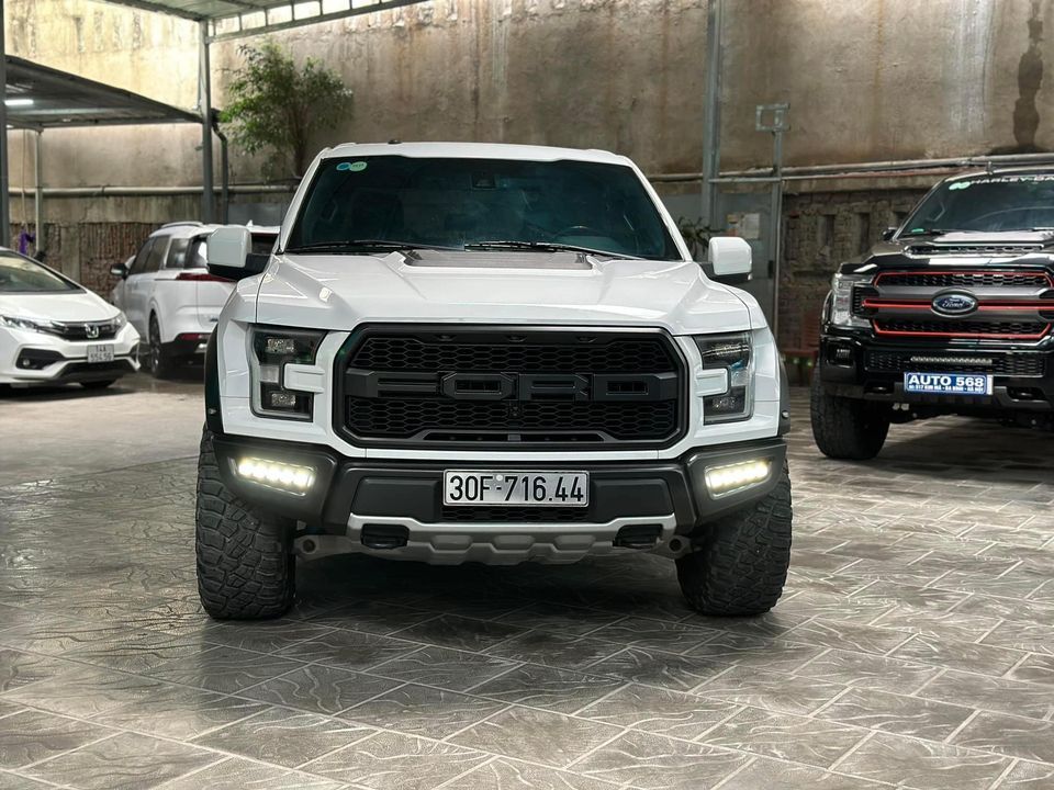 Ford F 150 2019 - Màu trắng, xe nhập