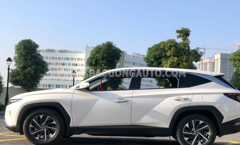 Hyundai Tucson 2022 - Bản full màu trắng, nội thất đen