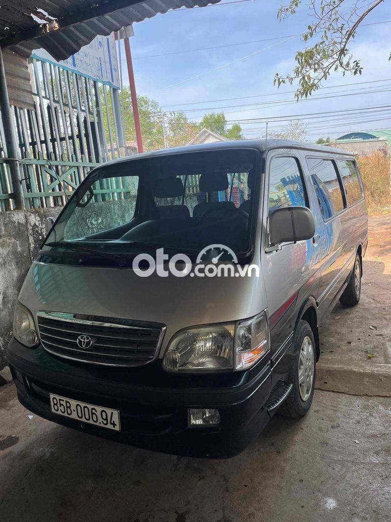 Toyota Hiace  12 chổ zin 2003 - toyota 12 chổ zin