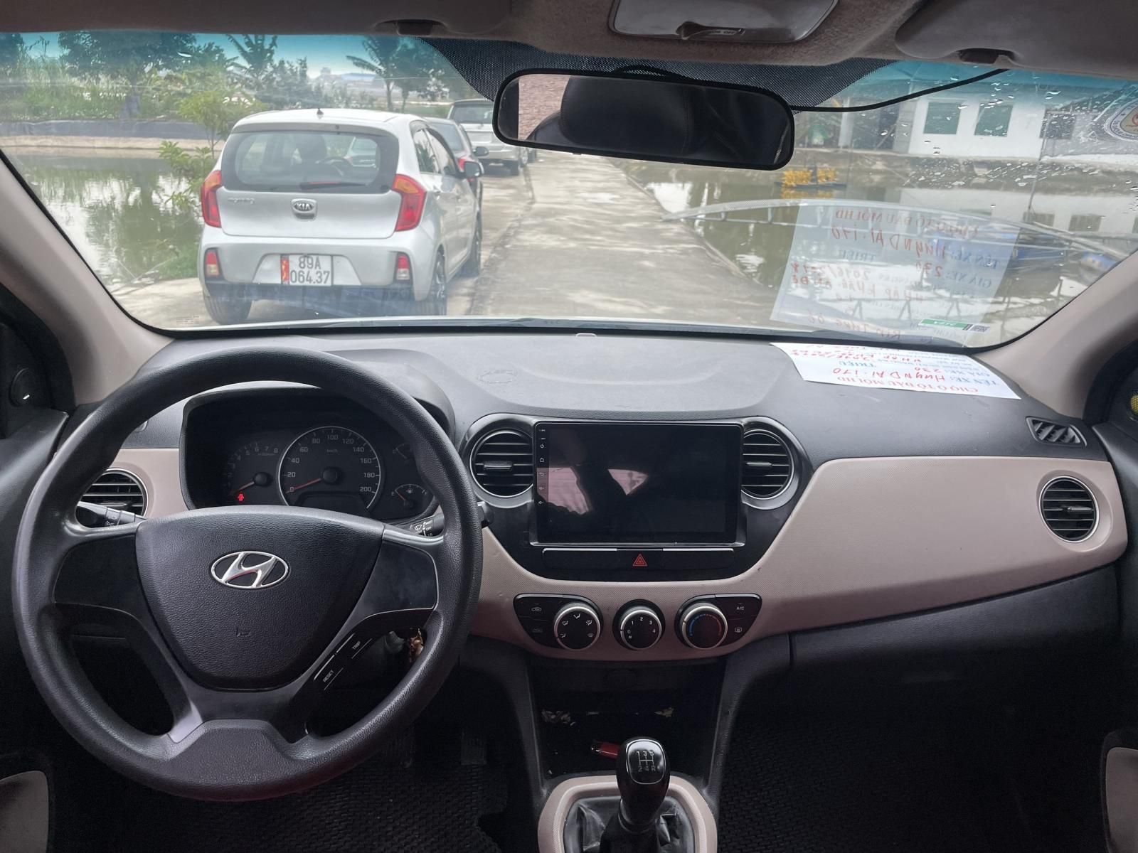 Hyundai Grand i10 2015 - Gầm bệ chắc chắn