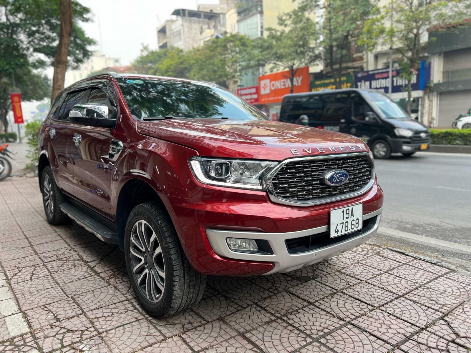 Ford Everest 2020 - Cần bán gấp