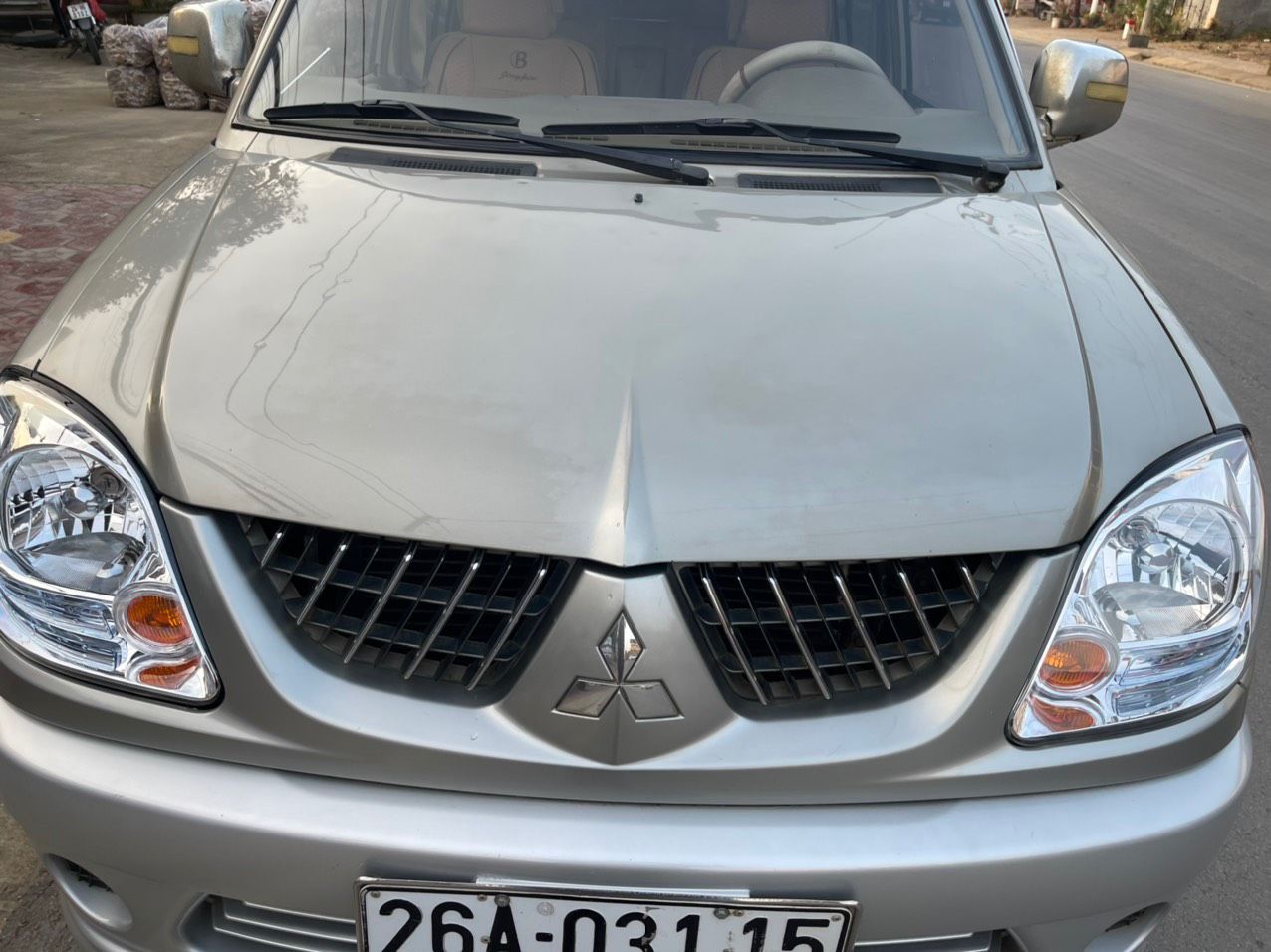 Mitsubishi Jolie 2005 - Lốp mới, đăng kiểm dài