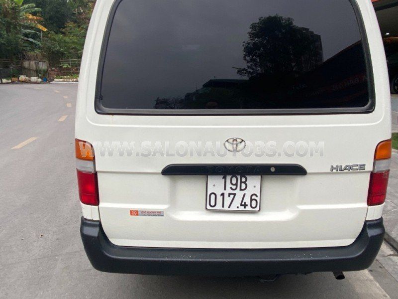 Toyota Hiace 2004 - Xe còn rất mới, sơn zin cả xe