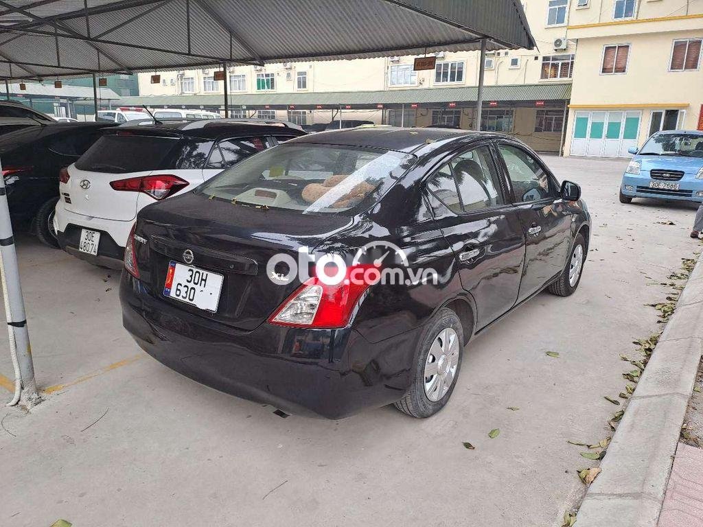 Nissan Sunny   XL MT 2015 2015 - Nissan sunny XL MT 2015