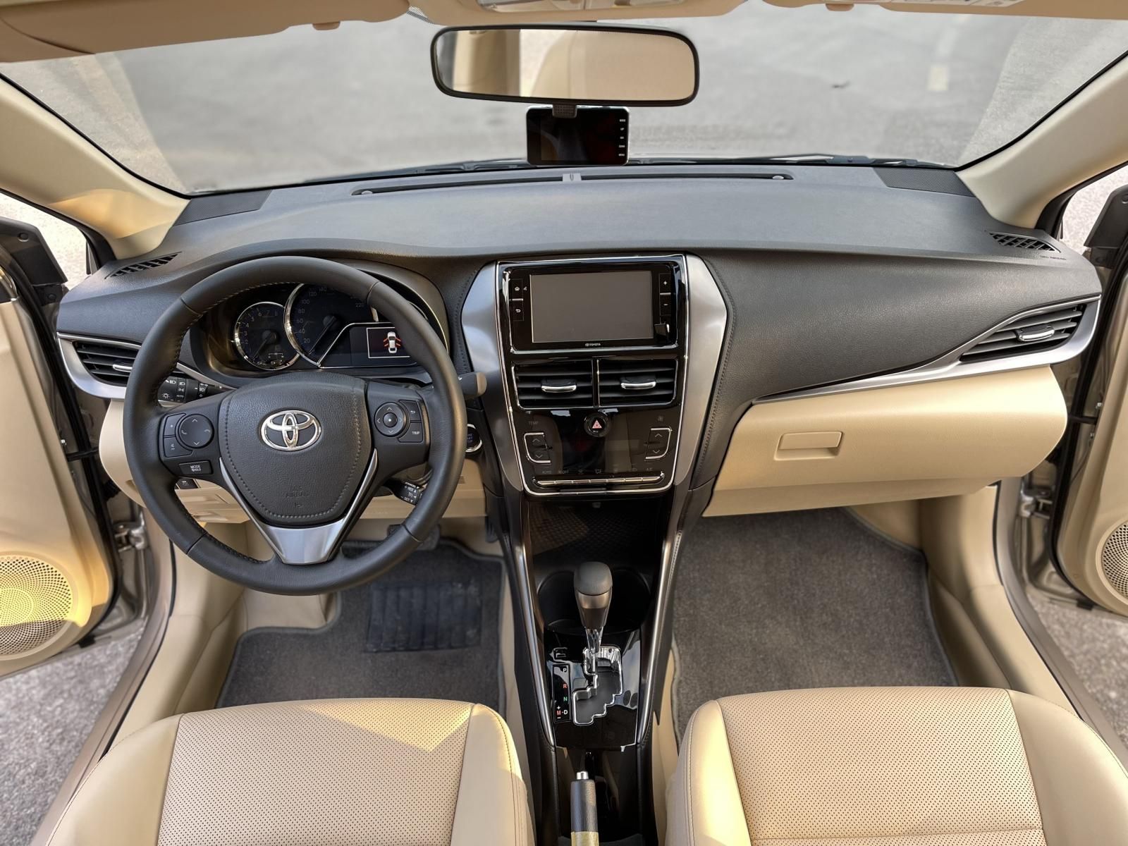 Toyota Vios 2021 - Số tự động 1 chủ, xe như mới tinh