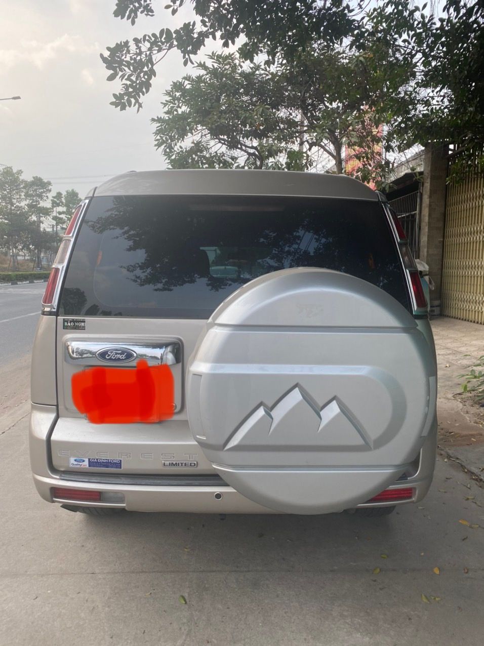 Ford Everest 2010 - Số tự động