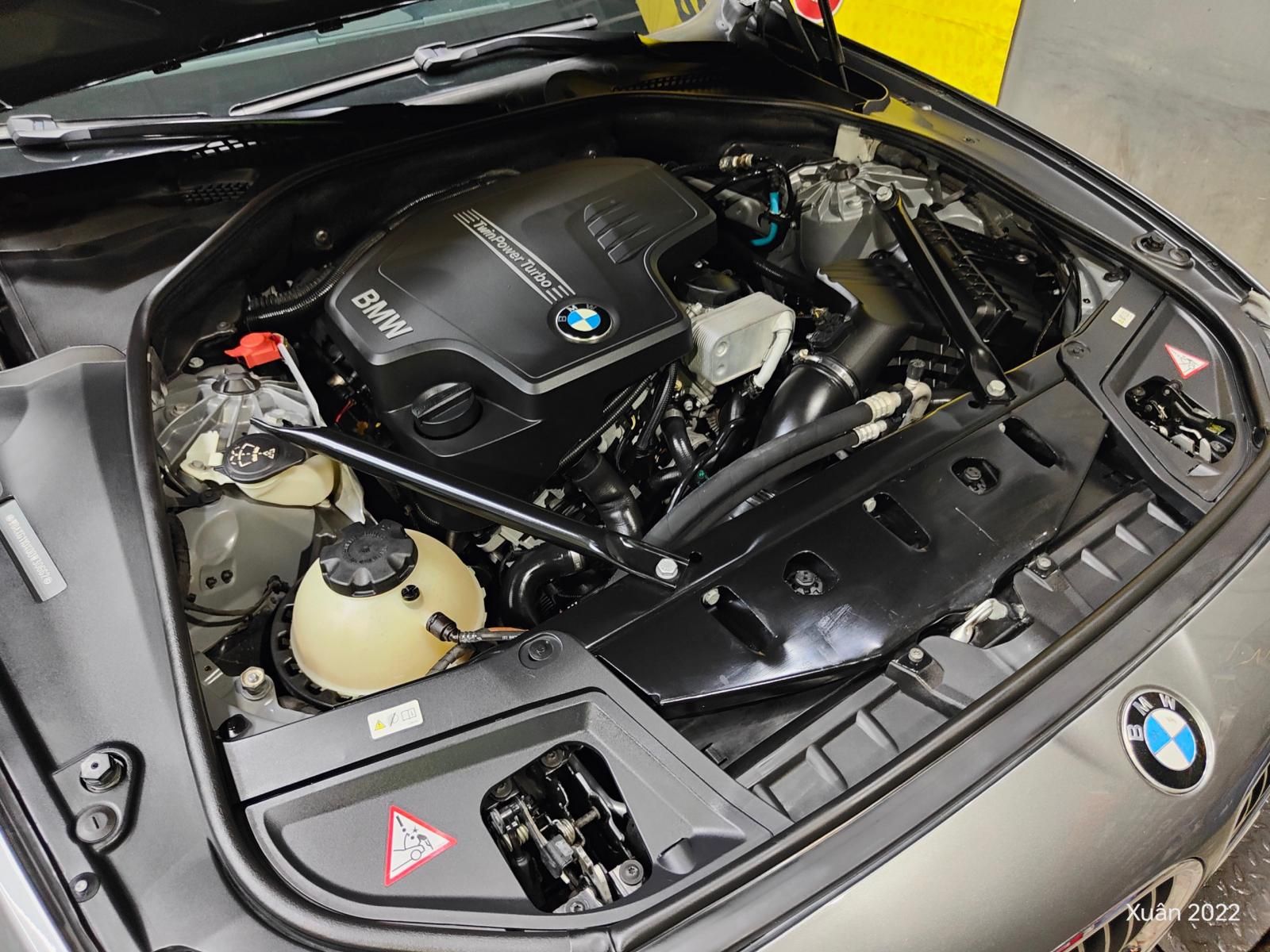 BMW 520i 2012 - Odo 55k km, xe zin bao test hãng