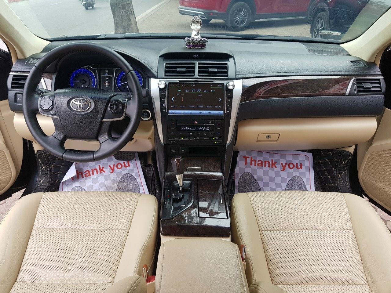 Toyota Camry 2016 - Hỗ trợ trả góp 70%, xe đẹp giá tốt