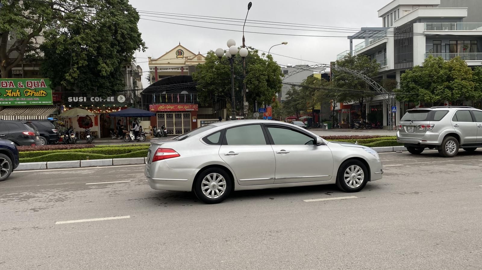 Nissan Teana 2009 - Trang bị full options, biển Hà Nội