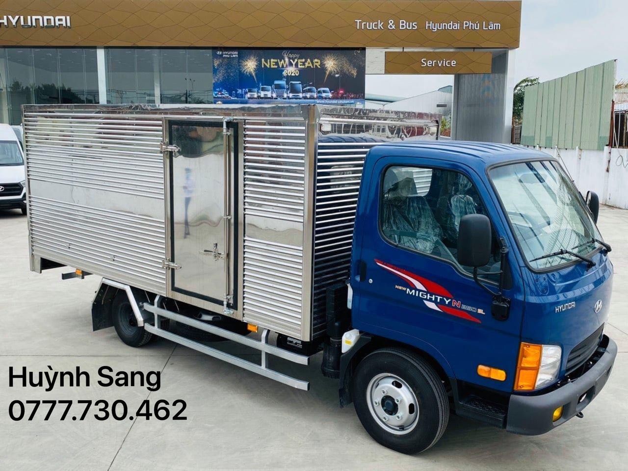 Hyundai VT252 2022 - Thùng kín giá chỉ từ 515 triệu