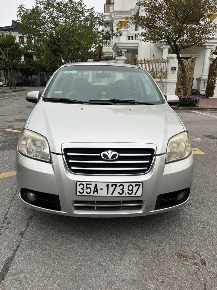 Daewoo Gentra 2009 - Xe màu bạc, 118tr