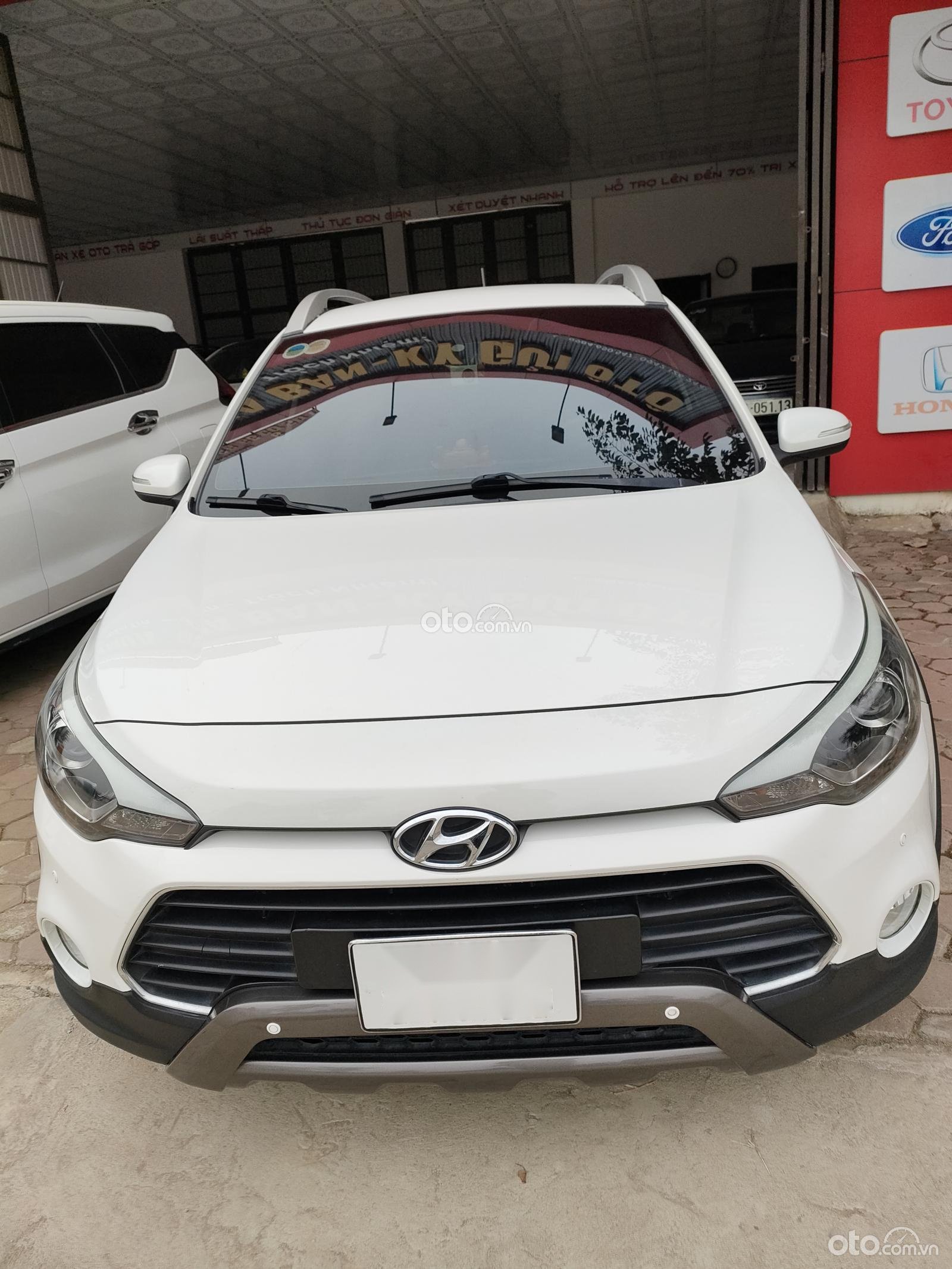 Hyundai i20 Active 2015 - Cần bán lại xe giá 415 triệu