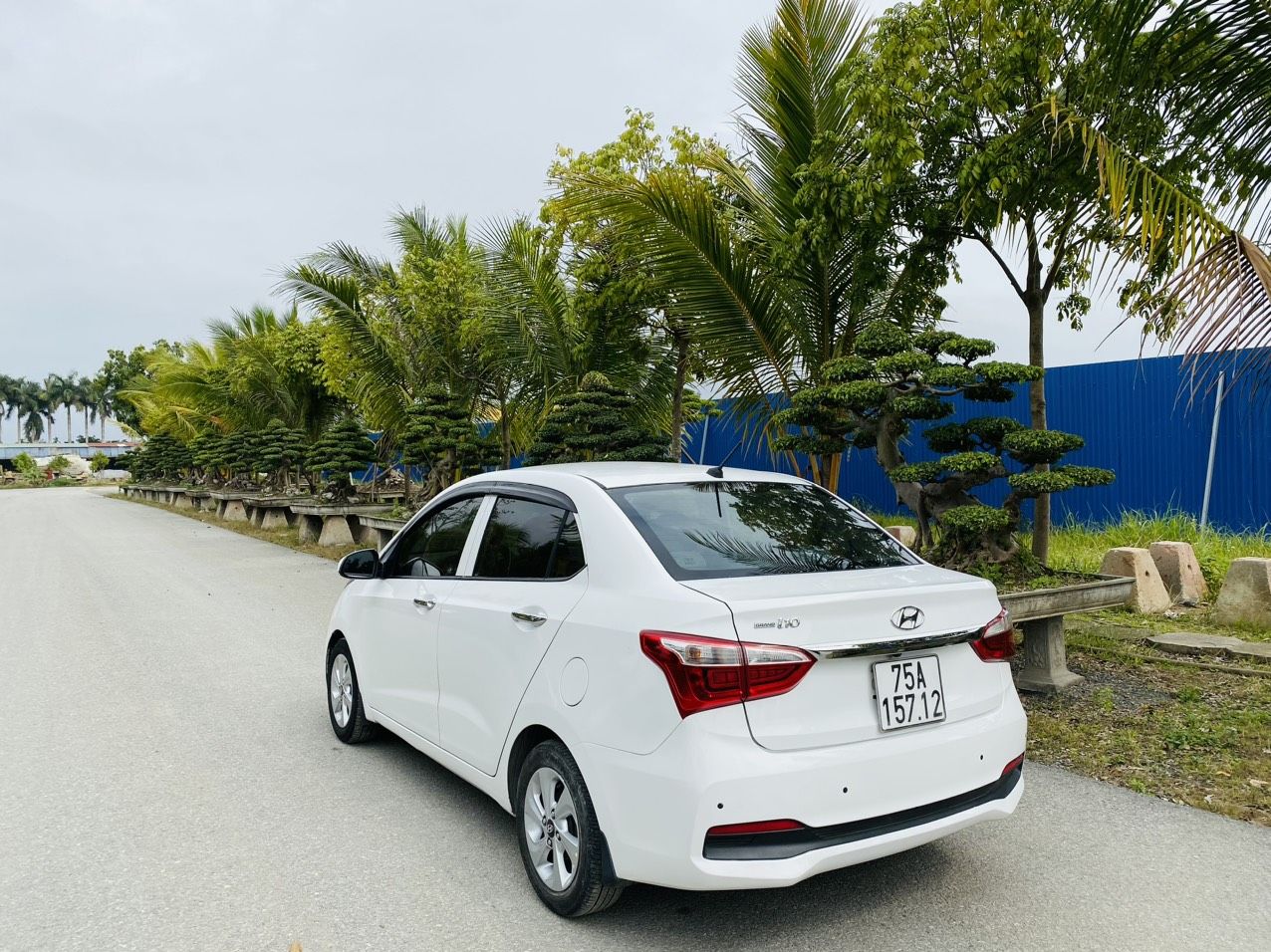 Hyundai Grand i10 2019 - Bản đủ xe gia đình