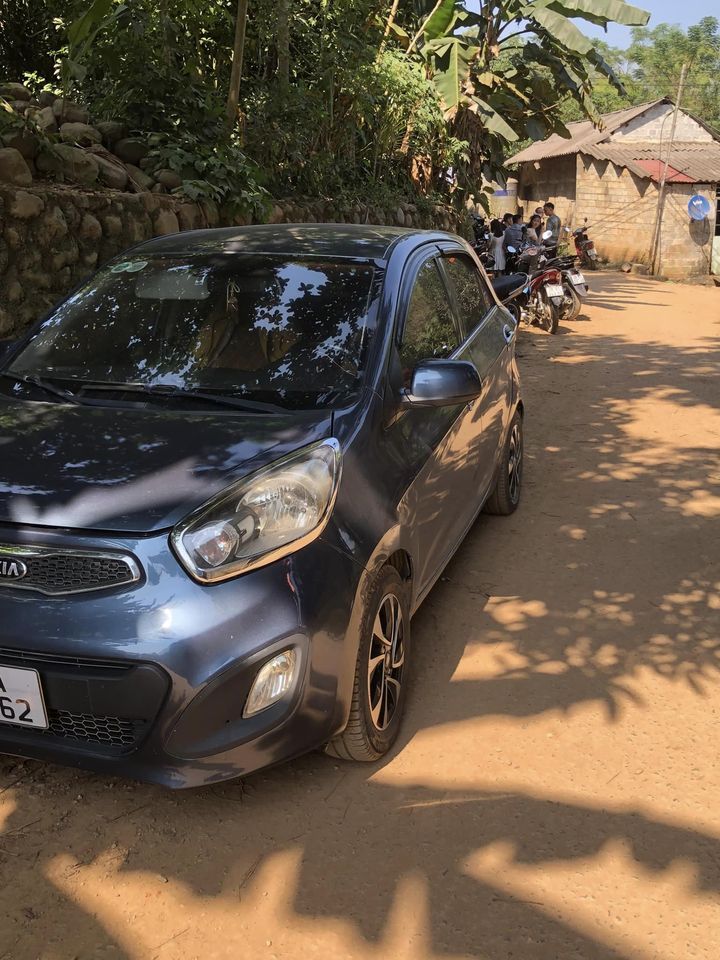 Kia Morning 2015 - Xe màu xanh lam