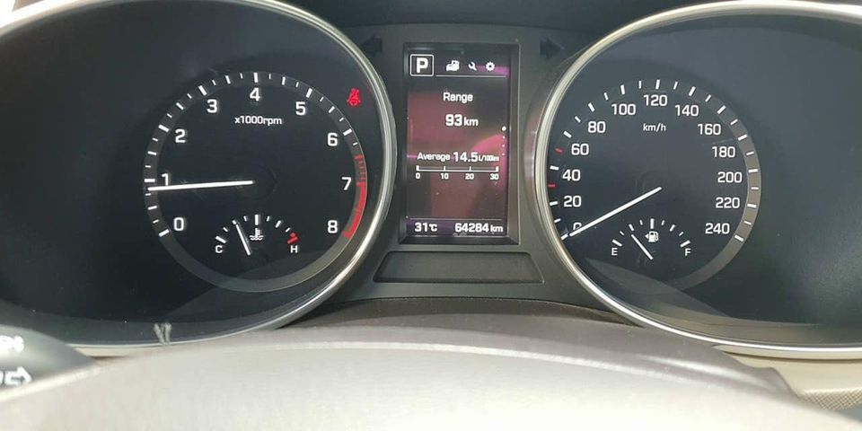 Hyundai Santa Fe 2018 - Đi 64.000km