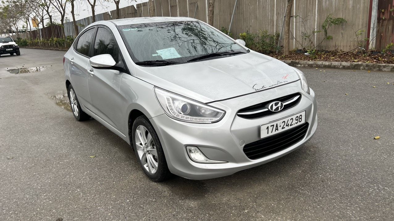 Hyundai Accent 2015 - Giá 328tr