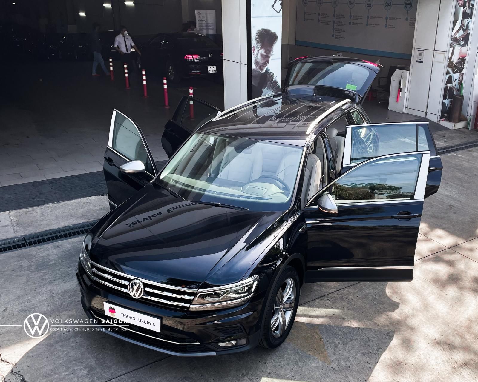 Volkswagen Tiguan 2022 - Giảm 100% LPTB, tặng BHVC, tặng 5 năm bảo dưỡng - 7 chỗ gầm cao cho gia đình