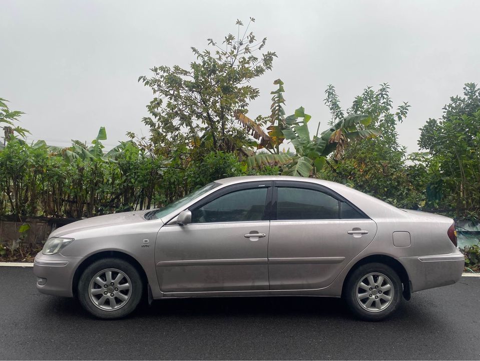 Toyota Camry 2003 - Giá chỉ 205tr