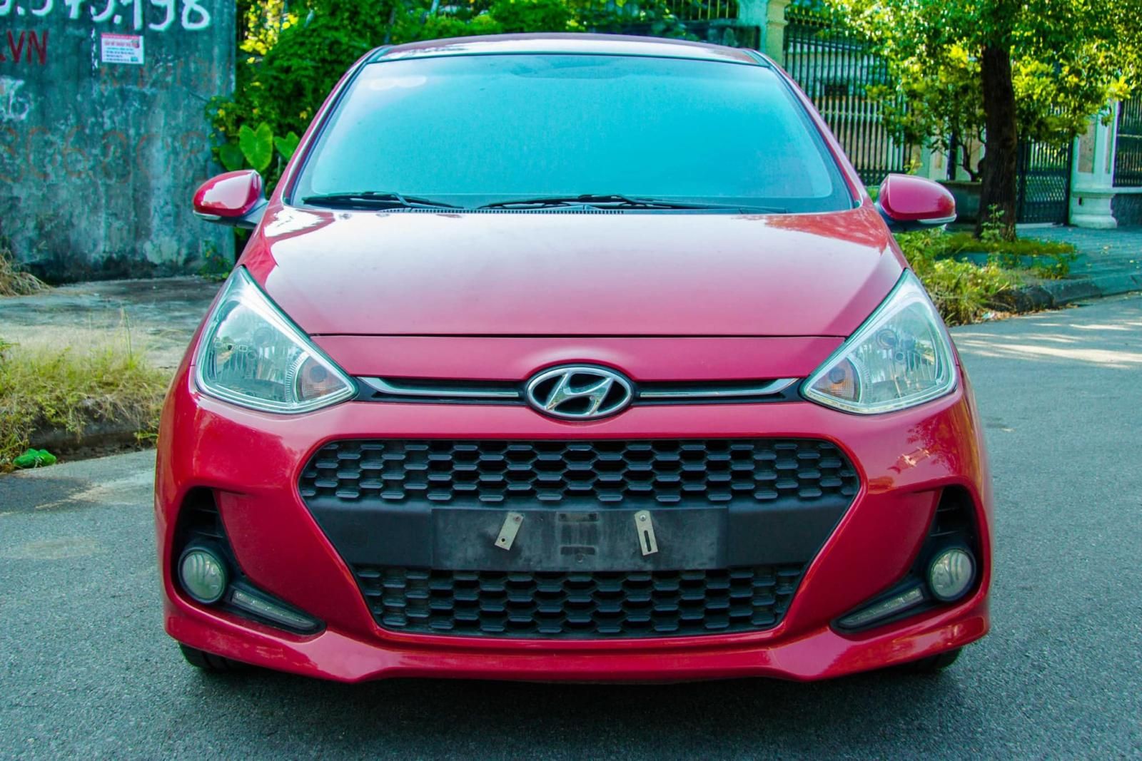 Hyundai Grand i10 2019 - Xe màu đỏ