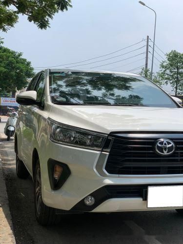 Toyota Innova 2021 - Màu trắng số sàn, giá 616tr