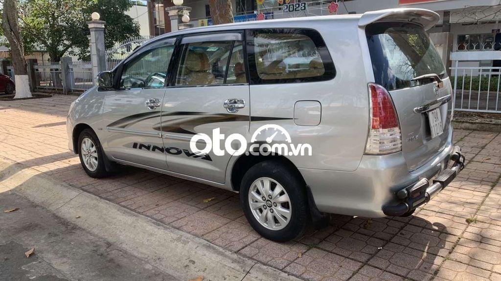 Toyota Innova   G 2010 2010 - Toyota Innova G 2010