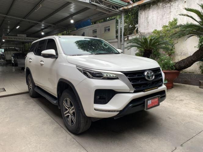 Toyota Fortuner 2020 - Số sàn giá ưu đãi