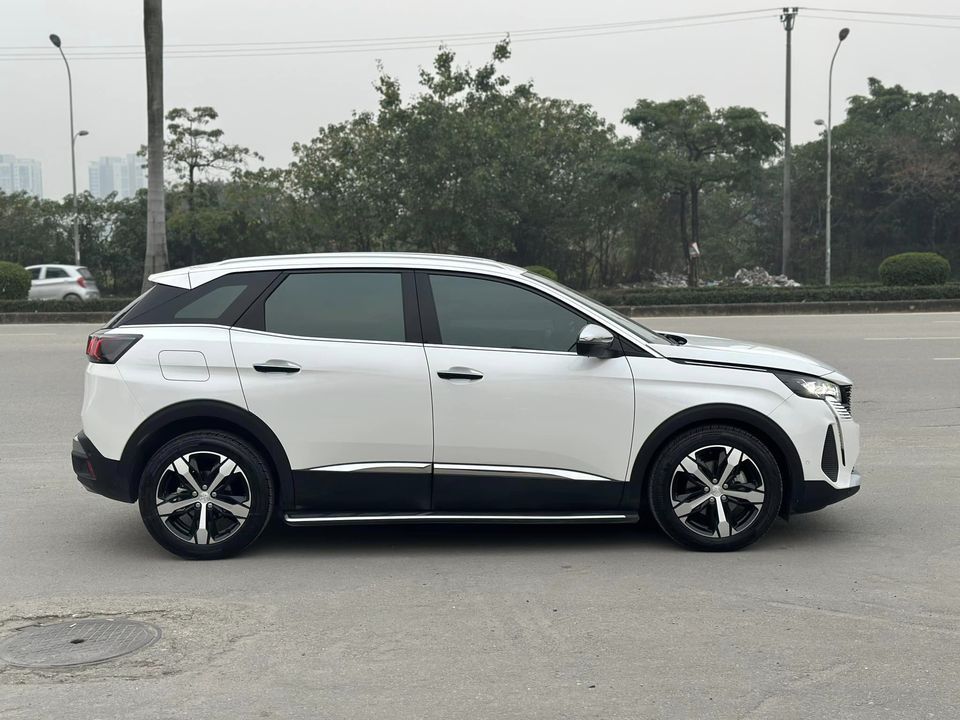 Peugeot 3008 2022 - Màu trắng