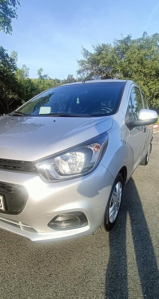 Chevrolet Spark 2018 - Màu bạc số sàn