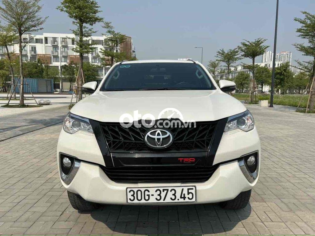Toyota Fortuner   2019at 2019 - Toyota fortuner 2019at
